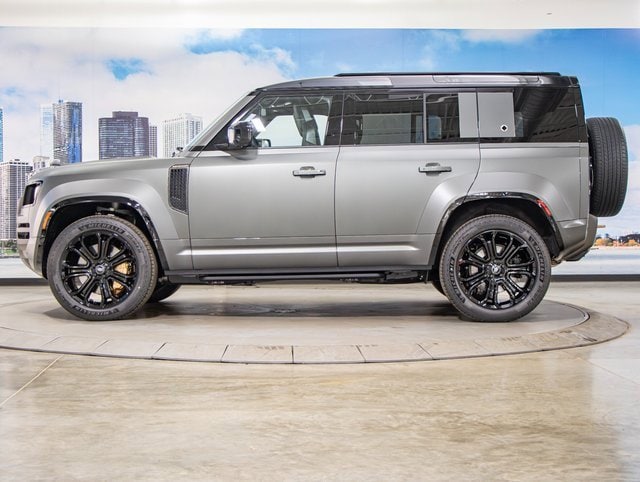 new 2025 Land Rover Defender 110 Octa Edition ONE car, priced at $175,408