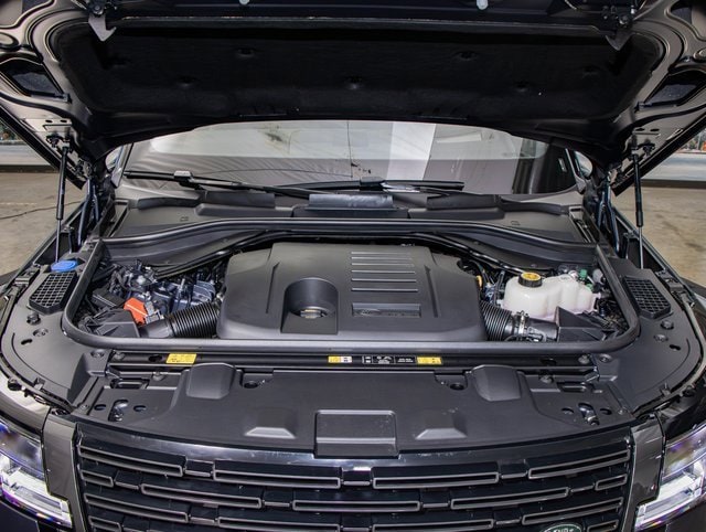 new 2025 Land Rover Range Rover car, priced at $129,425