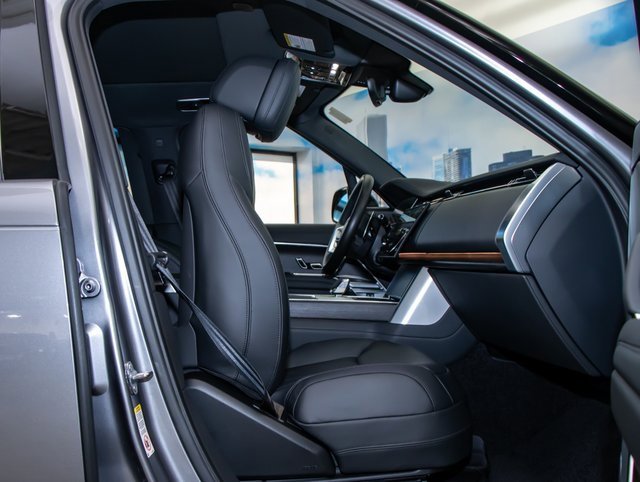 new 2025 Land Rover Range Rover car, priced at $155,530