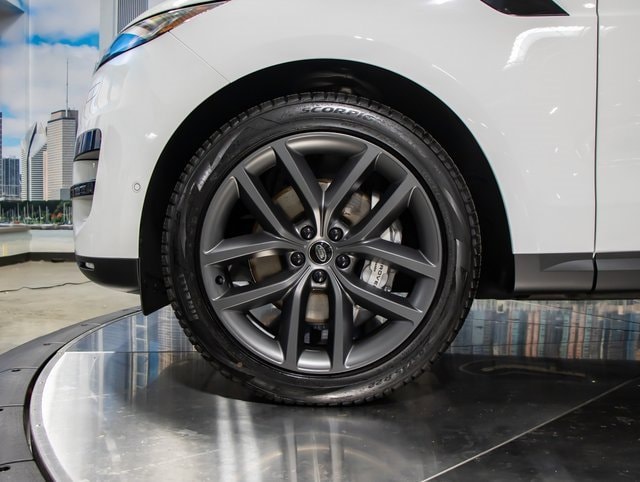 new 2025 Land Rover Range Rover Sport car, priced at $92,480