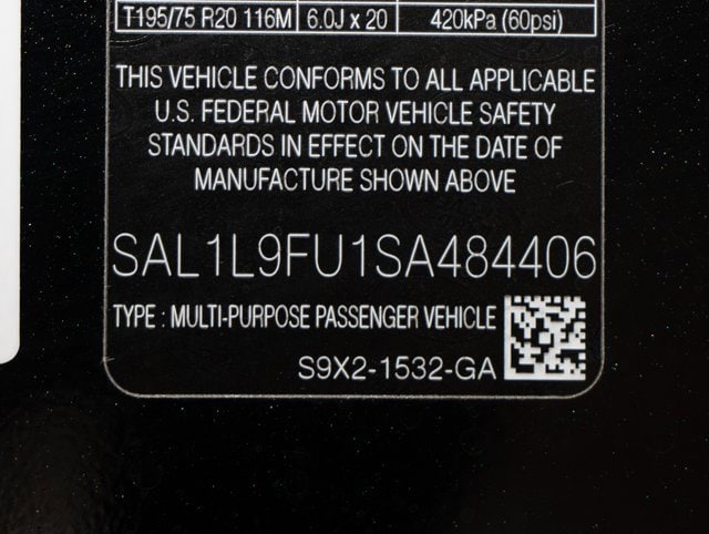 new 2025 Land Rover Range Rover Sport car, priced at $100,915
