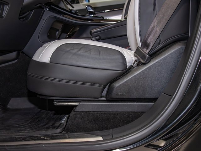 used 2023 Land Rover Range Rover Sport car, priced at $69,711