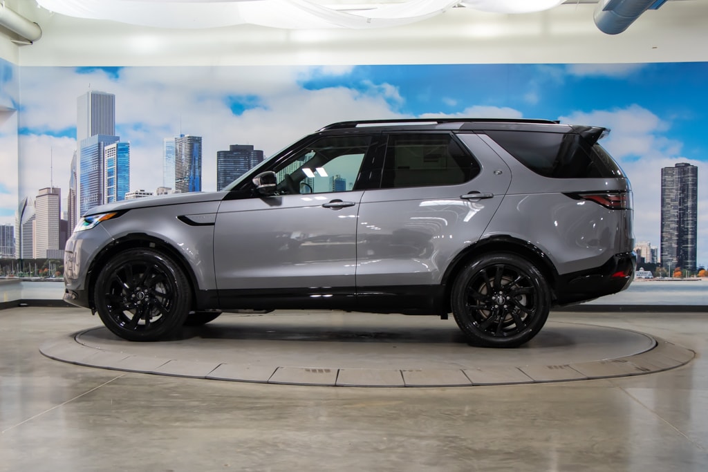 new 2024 Land Rover Discovery car, priced at $70,928