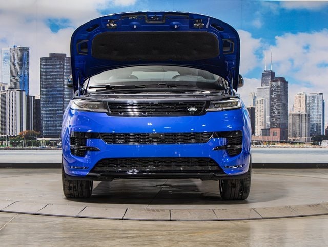 new 2025 Land Rover Range Rover Sport car, priced at $137,300