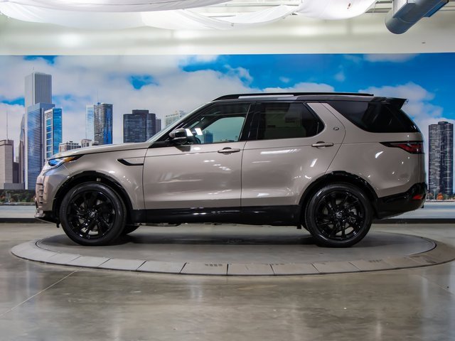 new 2025 Land Rover Discovery car, priced at $78,128