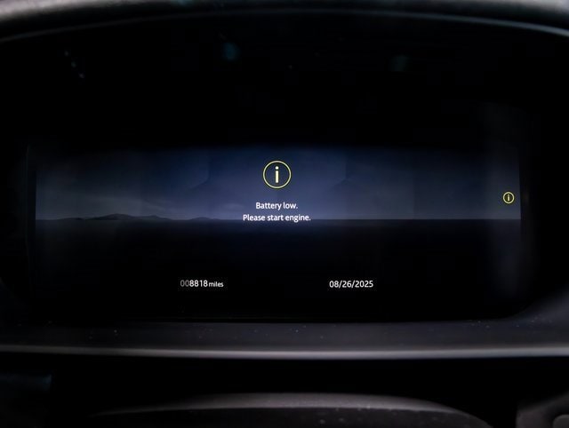 used 2024 Land Rover Discovery car, priced at $44,511