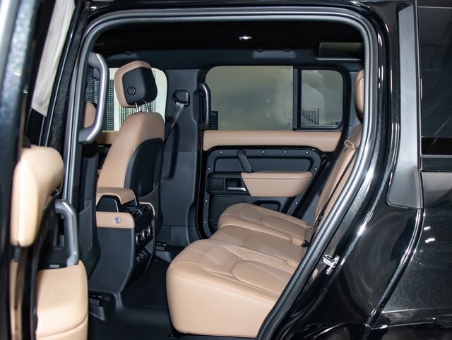 new 2025 Land Rover Defender 110 car, priced at $87,673