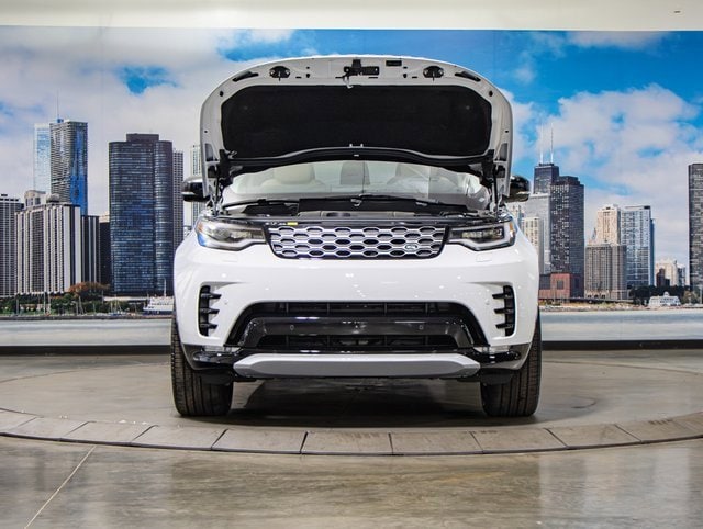 new 2025 Land Rover Discovery car, priced at $86,488