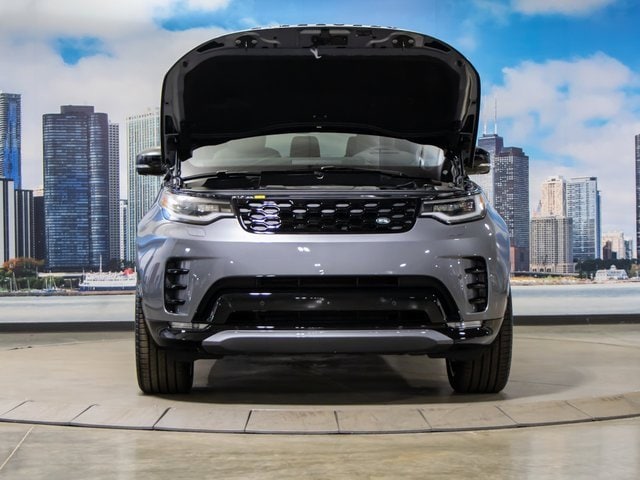 new 2025 Land Rover Discovery car, priced at $75,328