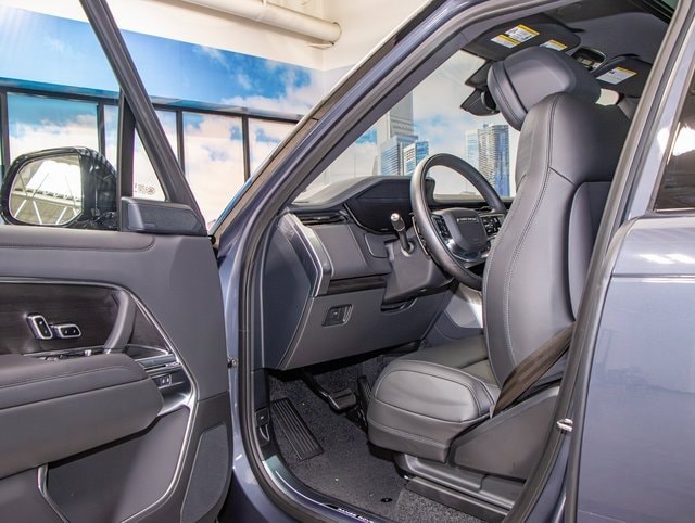 new 2025 Land Rover Range Rover car, priced at $129,425