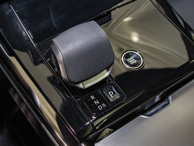 new 2025 Land Rover Range Rover Sport car, priced at $102,590