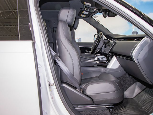 new 2025 Land Rover Range Rover car, priced at $128,605