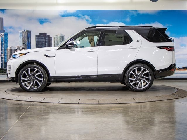 new 2025 Land Rover Discovery car, priced at $86,488