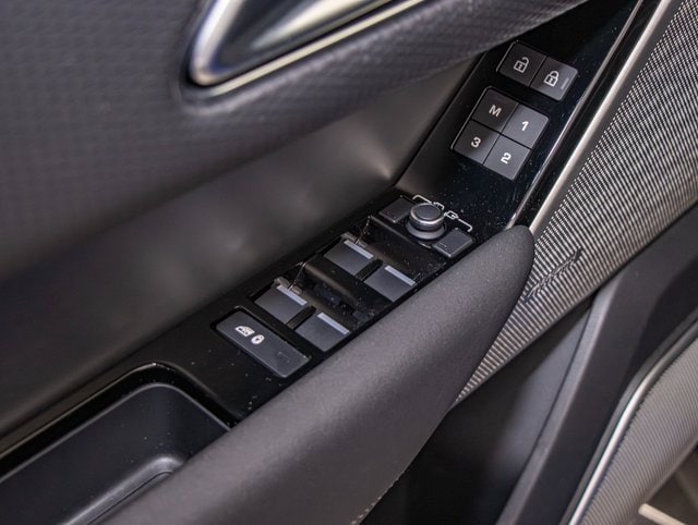 used 2022 Land Rover Range Rover Velar car, priced at $40,798