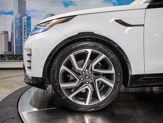 used 2024 Land Rover Discovery car, priced at $64,109