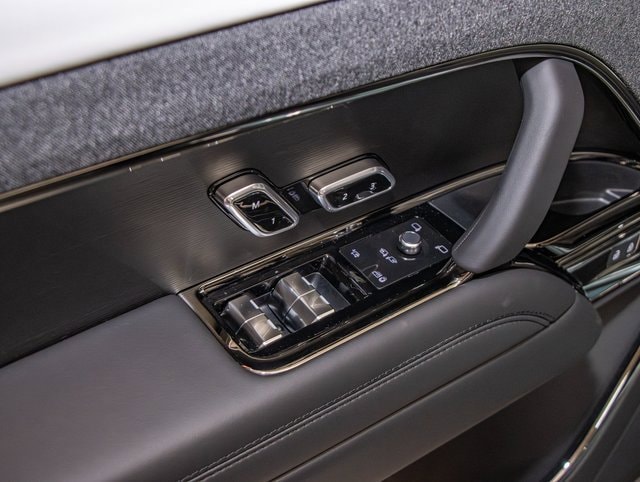 new 2025 Land Rover Range Rover Sport car, priced at $102,975