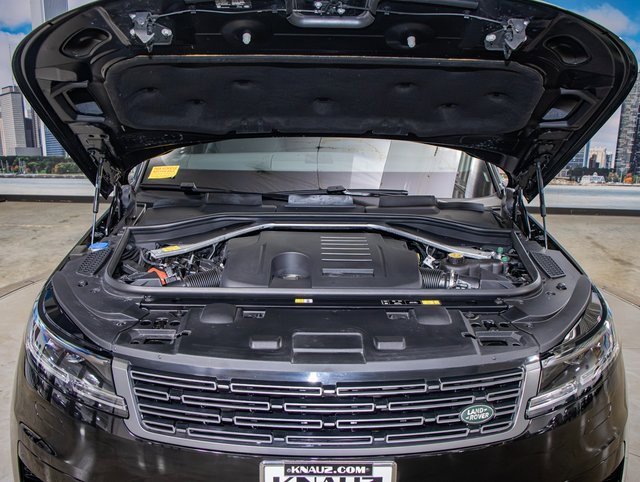 used 2024 Land Rover Range Rover Sport car