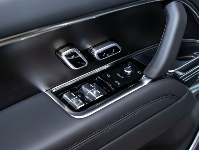 new 2025 Land Rover Range Rover car, priced at $155,530