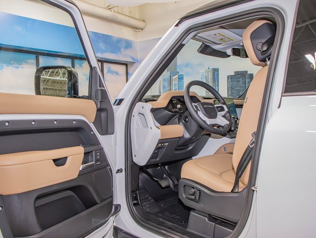 new 2025 Land Rover Defender 110 car, priced at $72,683