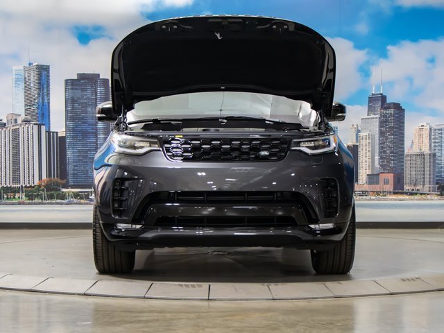 new 2025 Land Rover Discovery car, priced at $82,628