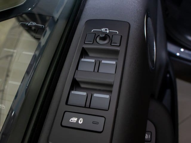 used 2024 Land Rover Discovery car, priced at $44,511