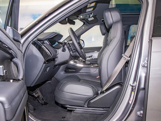 new 2025 Land Rover Range Rover Sport car, priced at $125,030