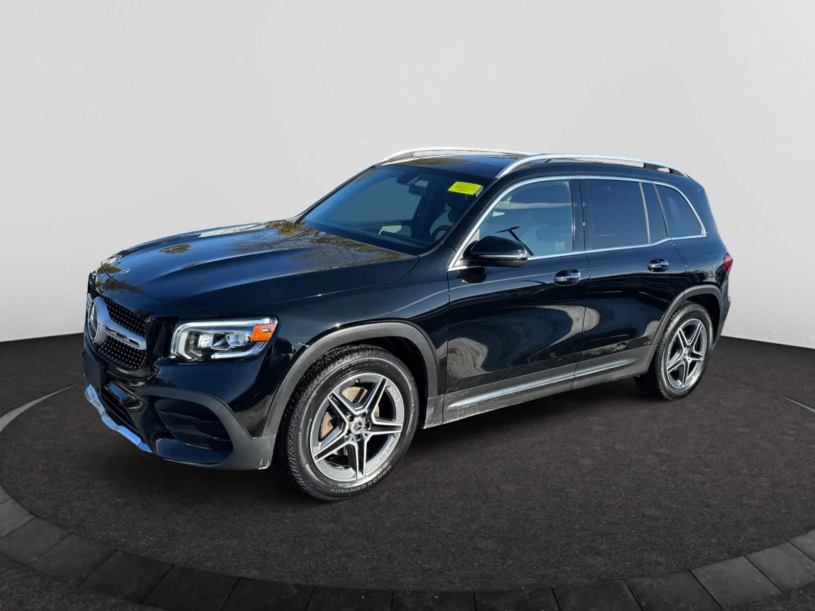 used 2022 Mercedes-Benz GLB car, priced at $25,498