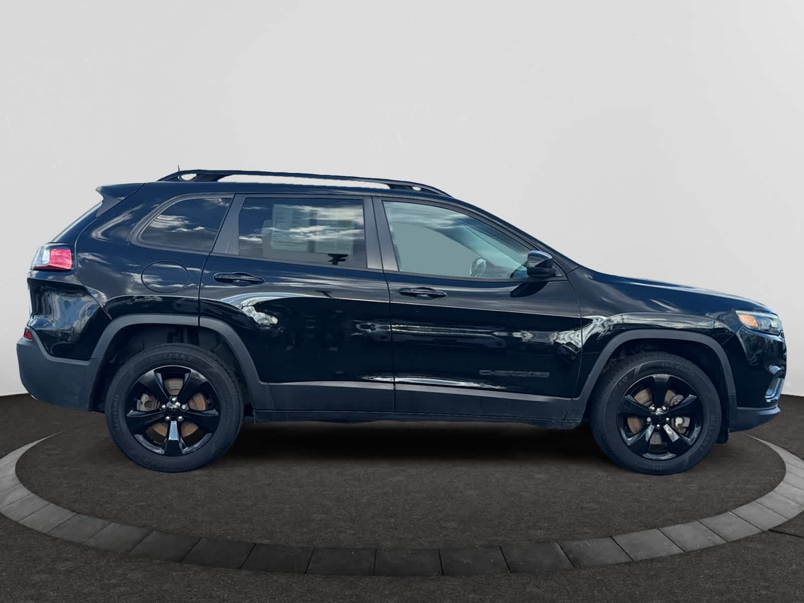 used 2020 Jeep Cherokee car, priced at $17,998