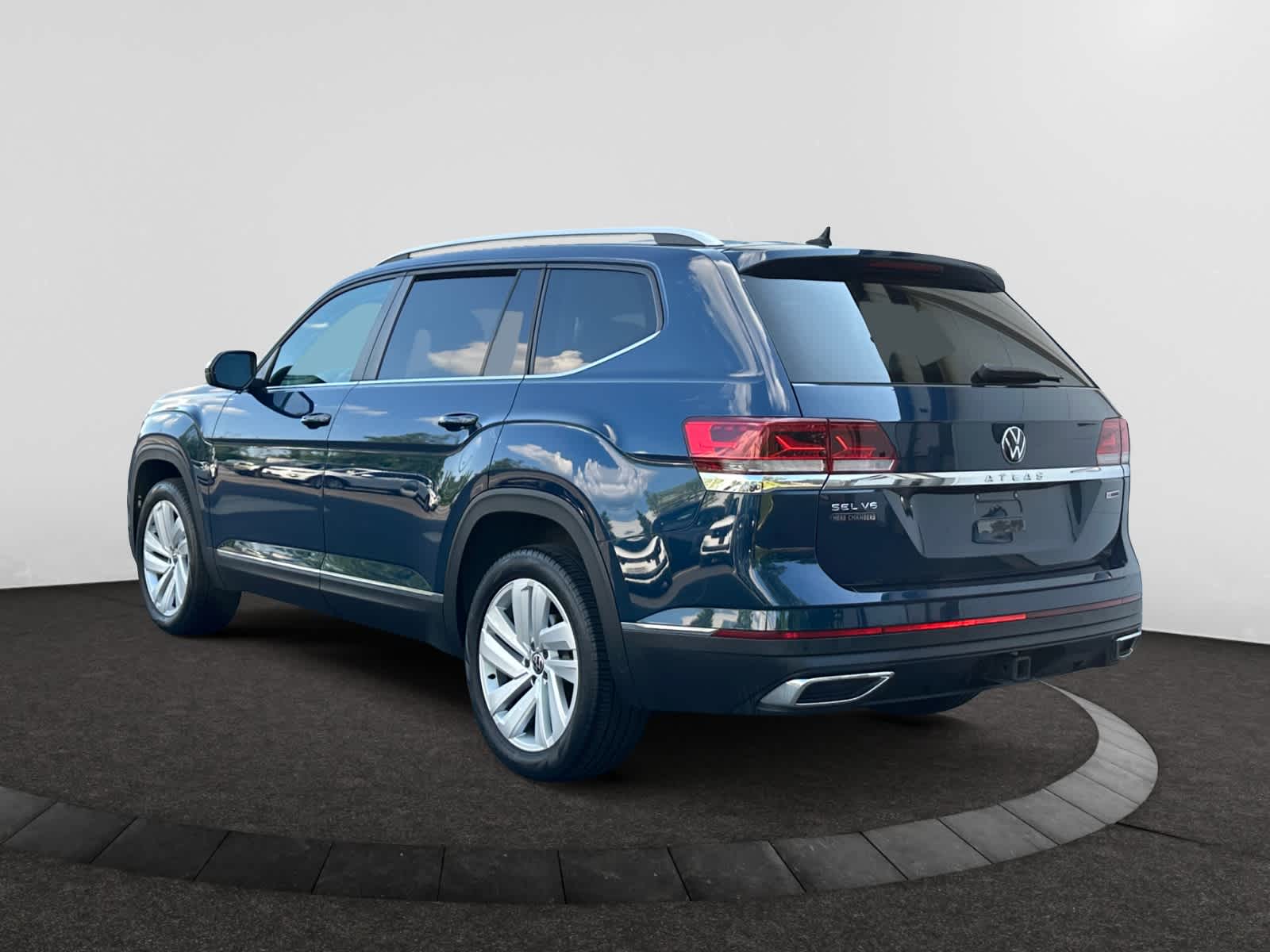 used 2021 Volkswagen Atlas car, priced at $27,498