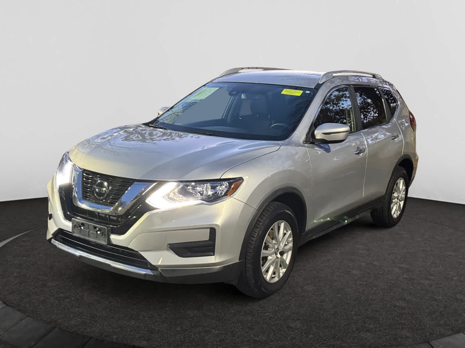 used 2019 Nissan Rogue car, priced at $17,998