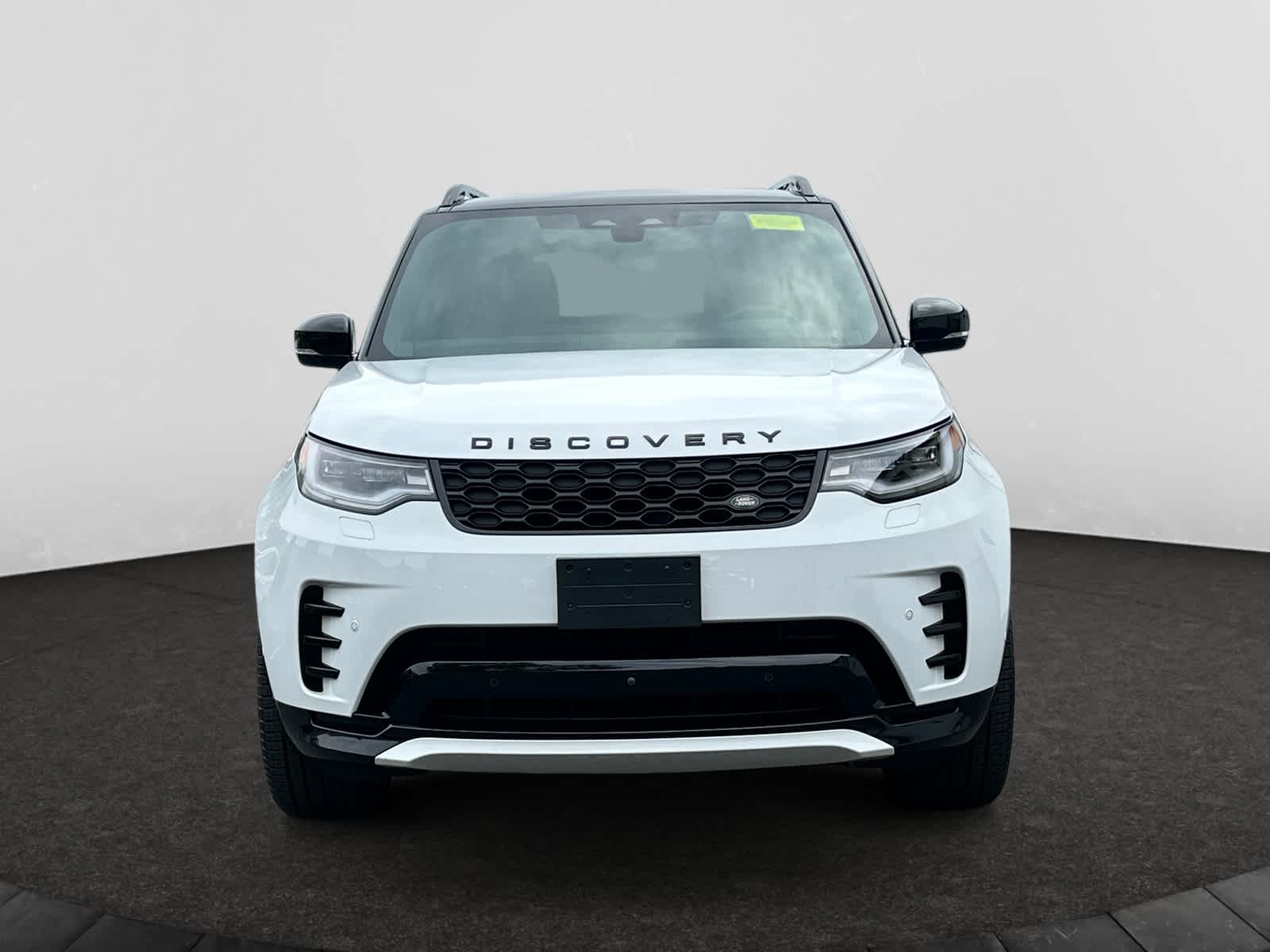 used 2024 Land Rover Discovery car, priced at $63,798