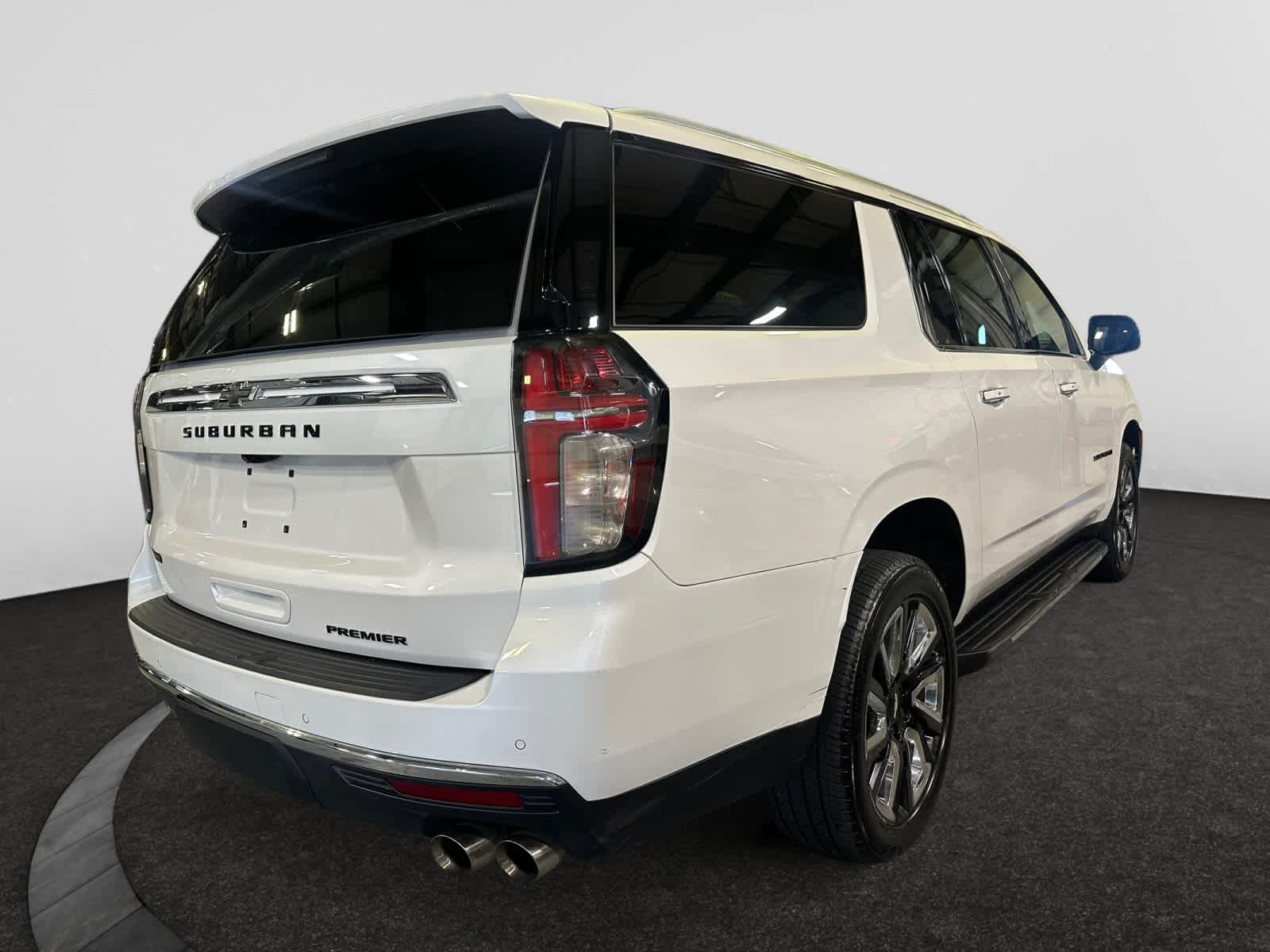 used 2021 Chevrolet Suburban car, priced at $50,998