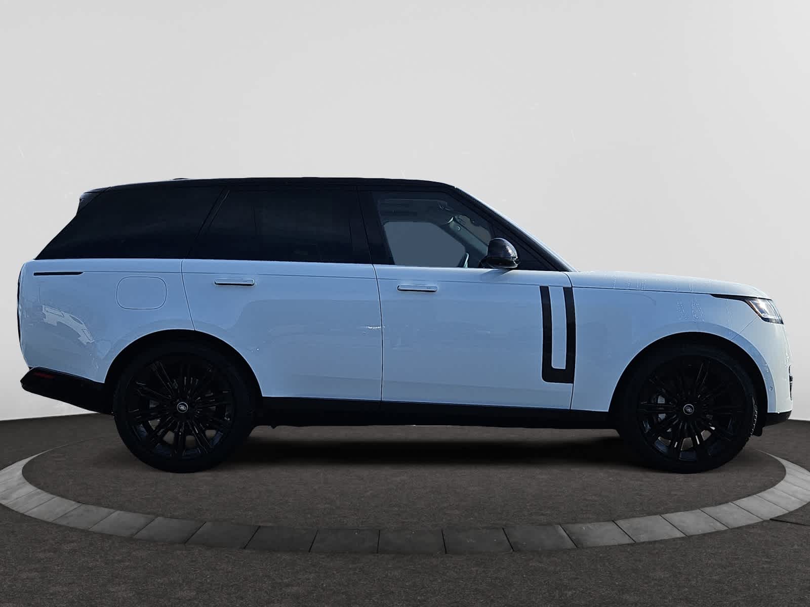 used 2022 Land Rover Range Rover car, priced at $106,998