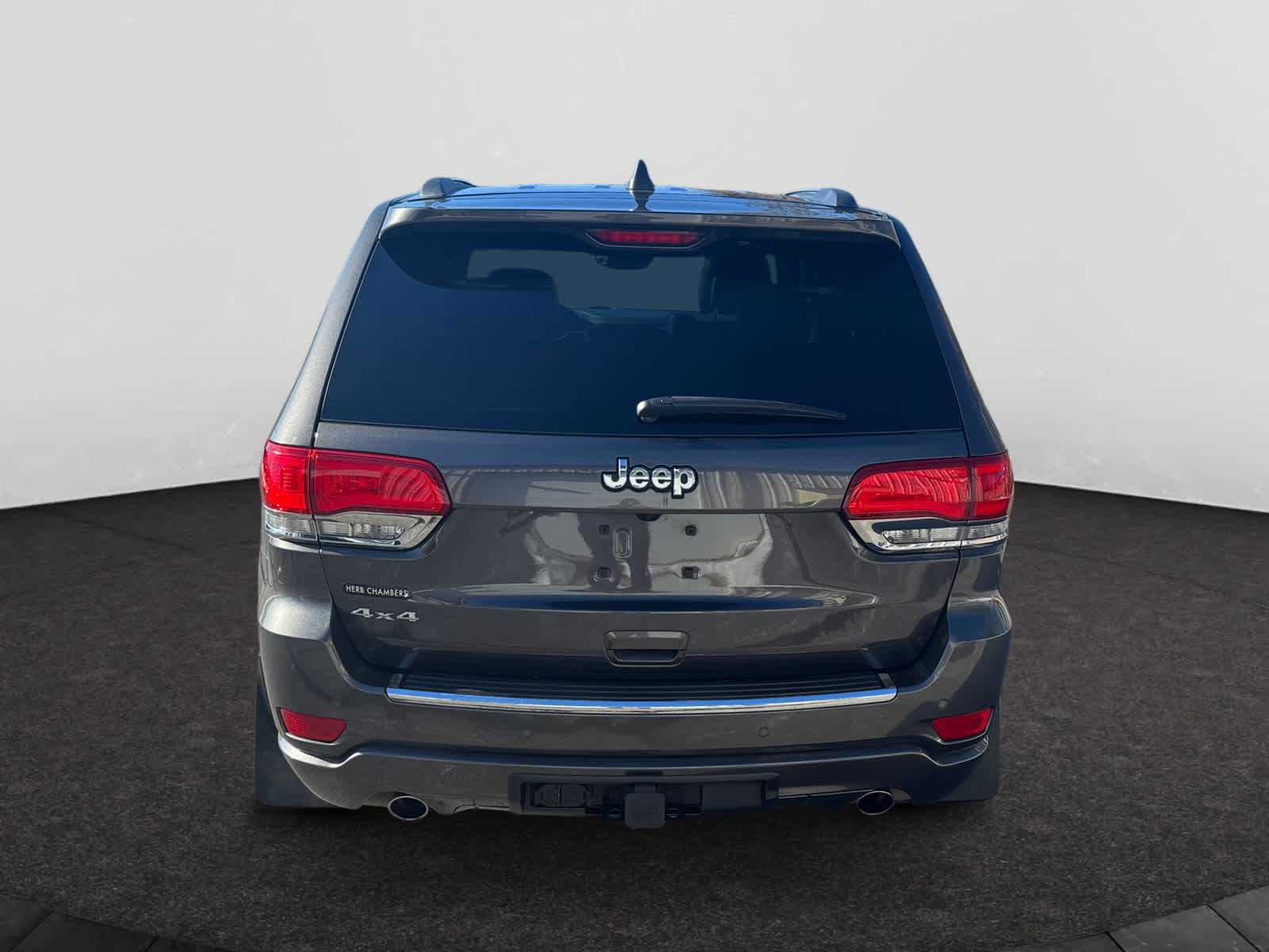 used 2019 Jeep Grand Cherokee car, priced at $23,798