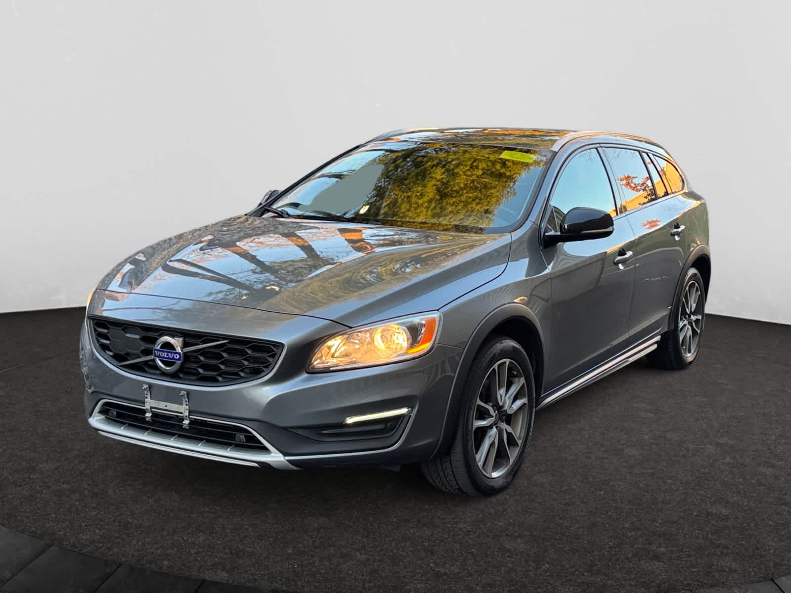 used 2017 Volvo V60 Cross Country car, priced at $15,998