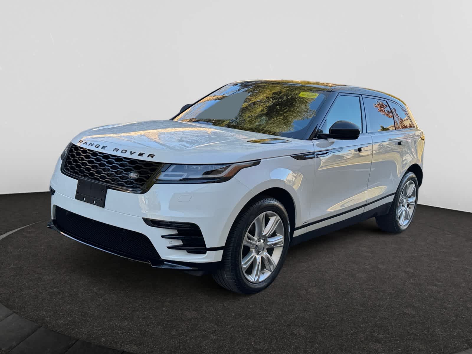 used 2020 Land Rover Range Rover Velar car, priced at $35,498