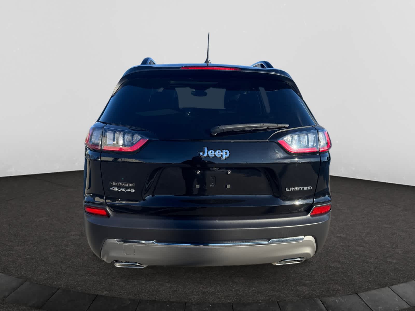 used 2022 Jeep Cherokee car, priced at $25,998