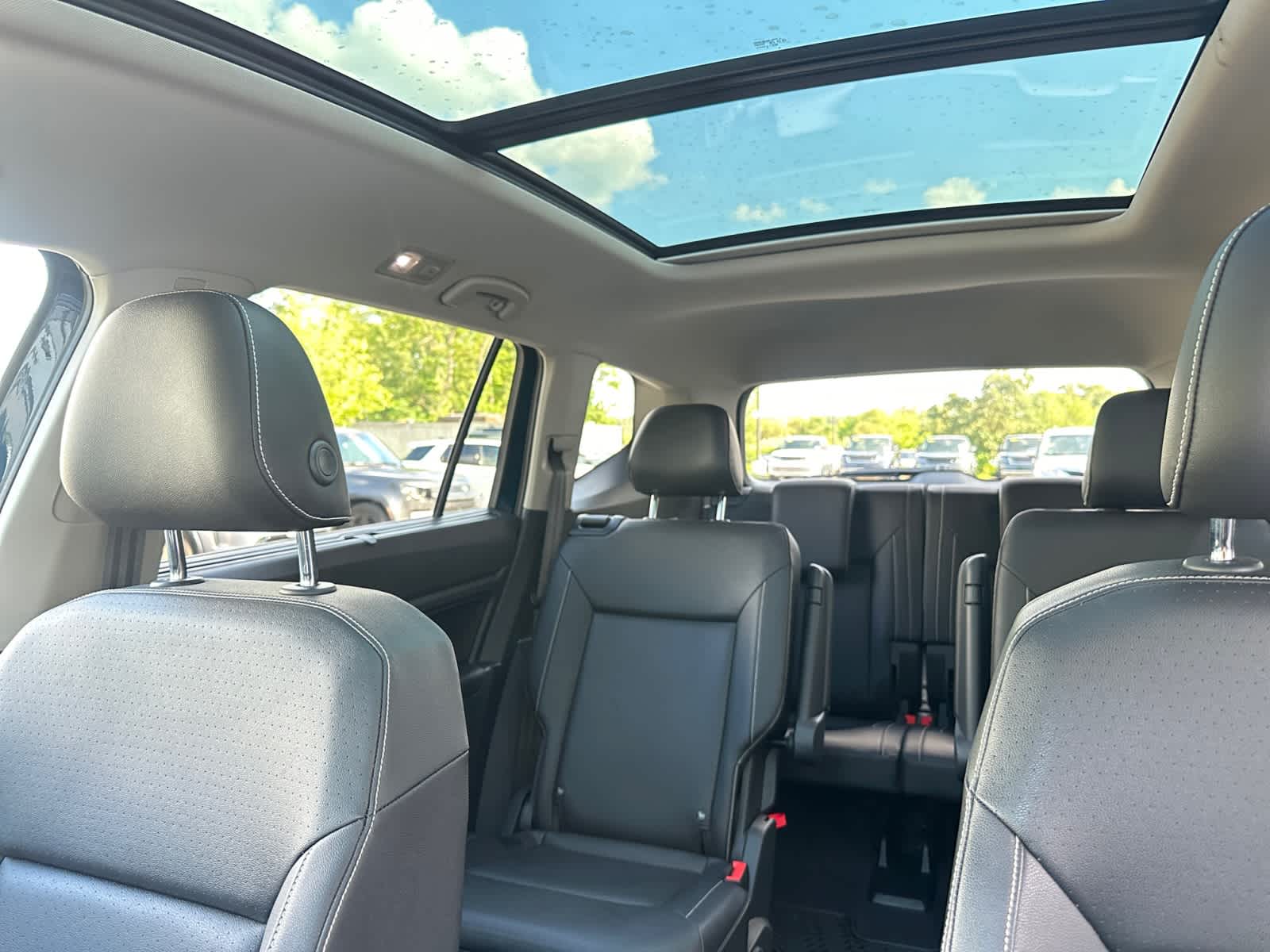 used 2021 Volkswagen Atlas car, priced at $27,498