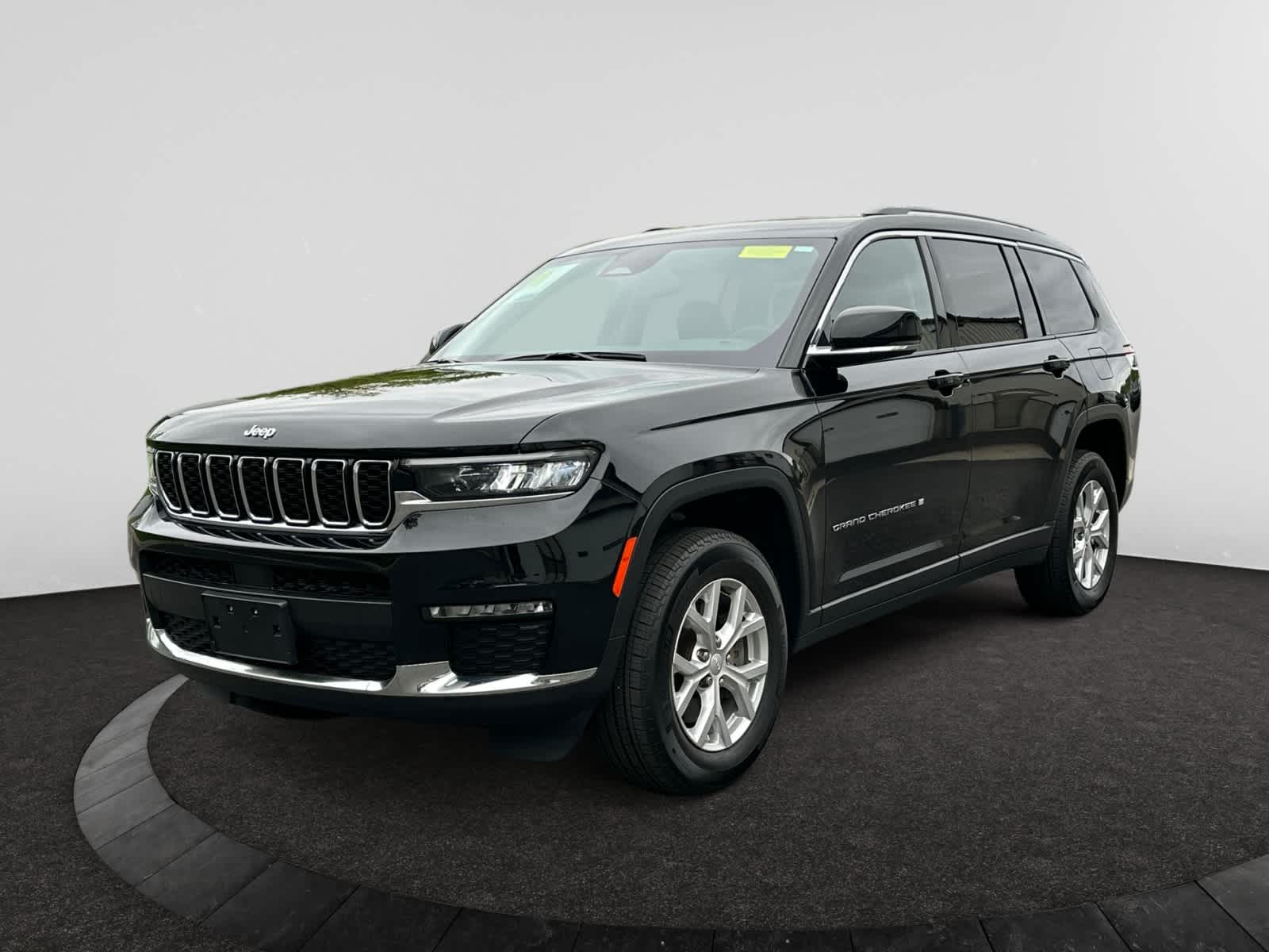 used 2023 Jeep Grand Cherokee L car, priced at $35,998
