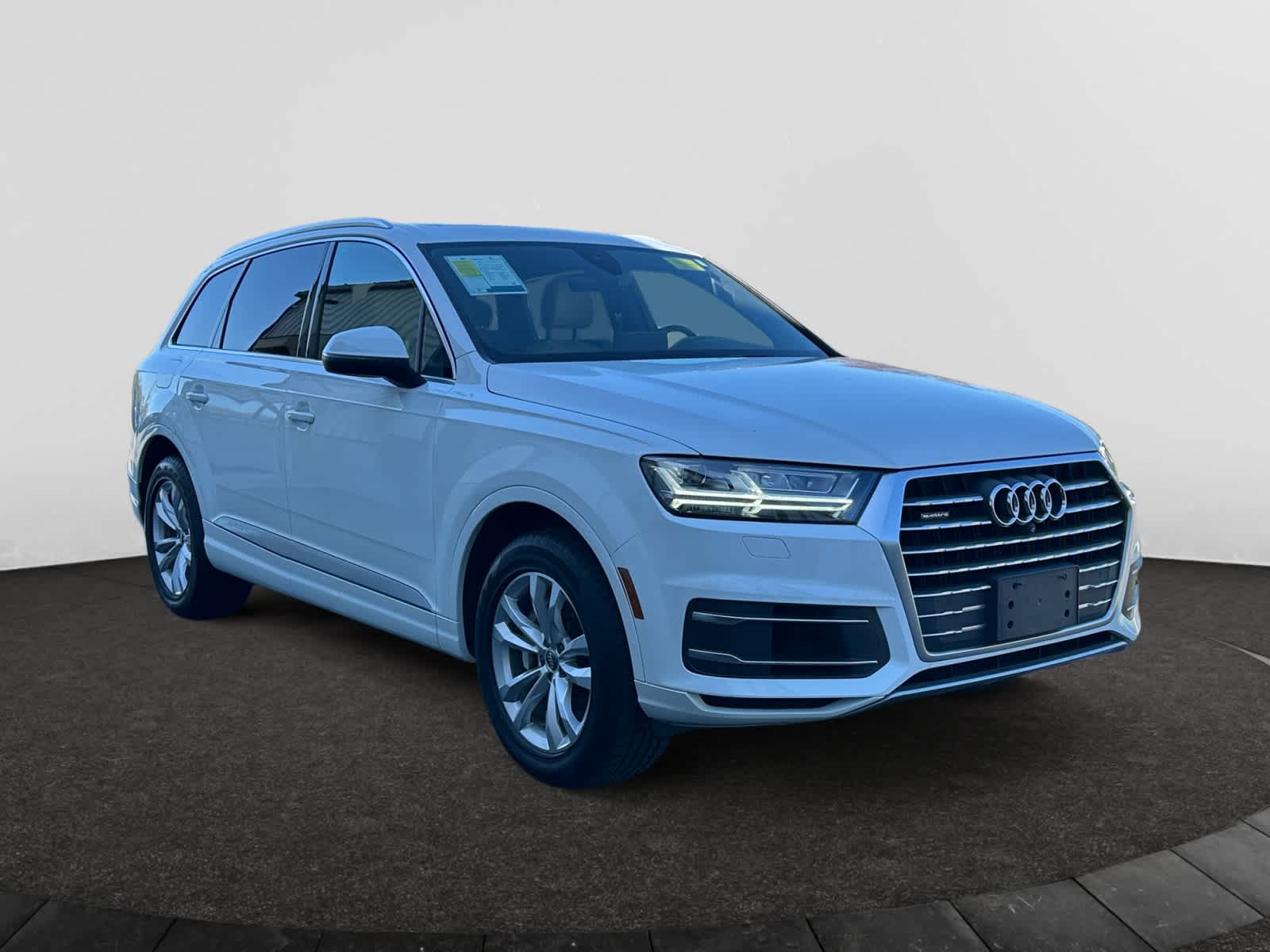 used 2017 Audi Q7 car, priced at $17,998