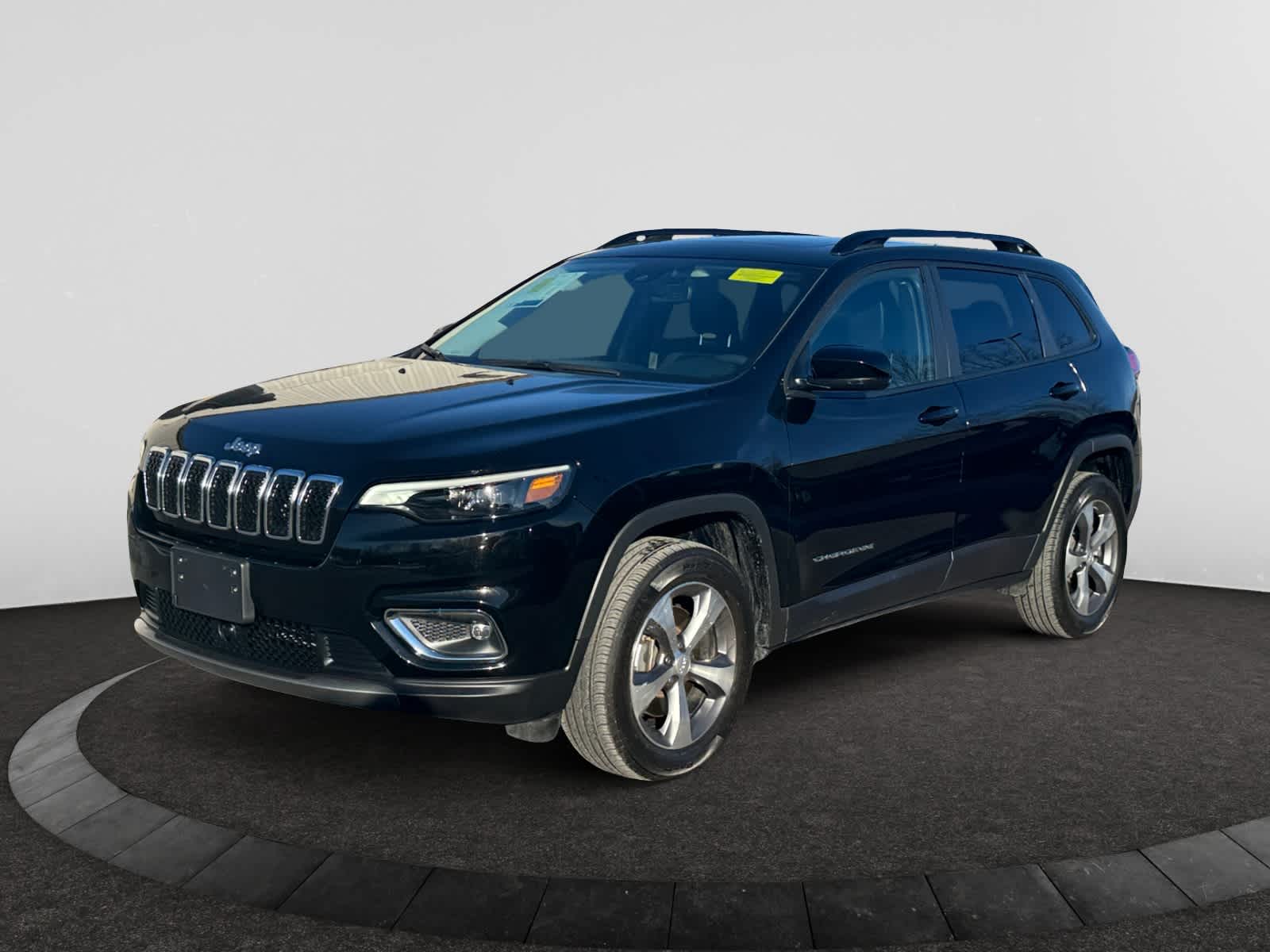 used 2022 Jeep Cherokee car, priced at $25,998