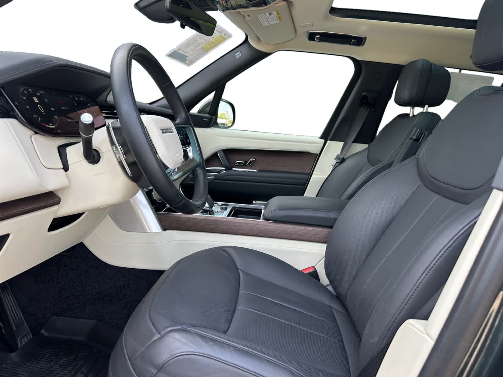 used 2023 Land Rover Range Rover car, priced at $106,998