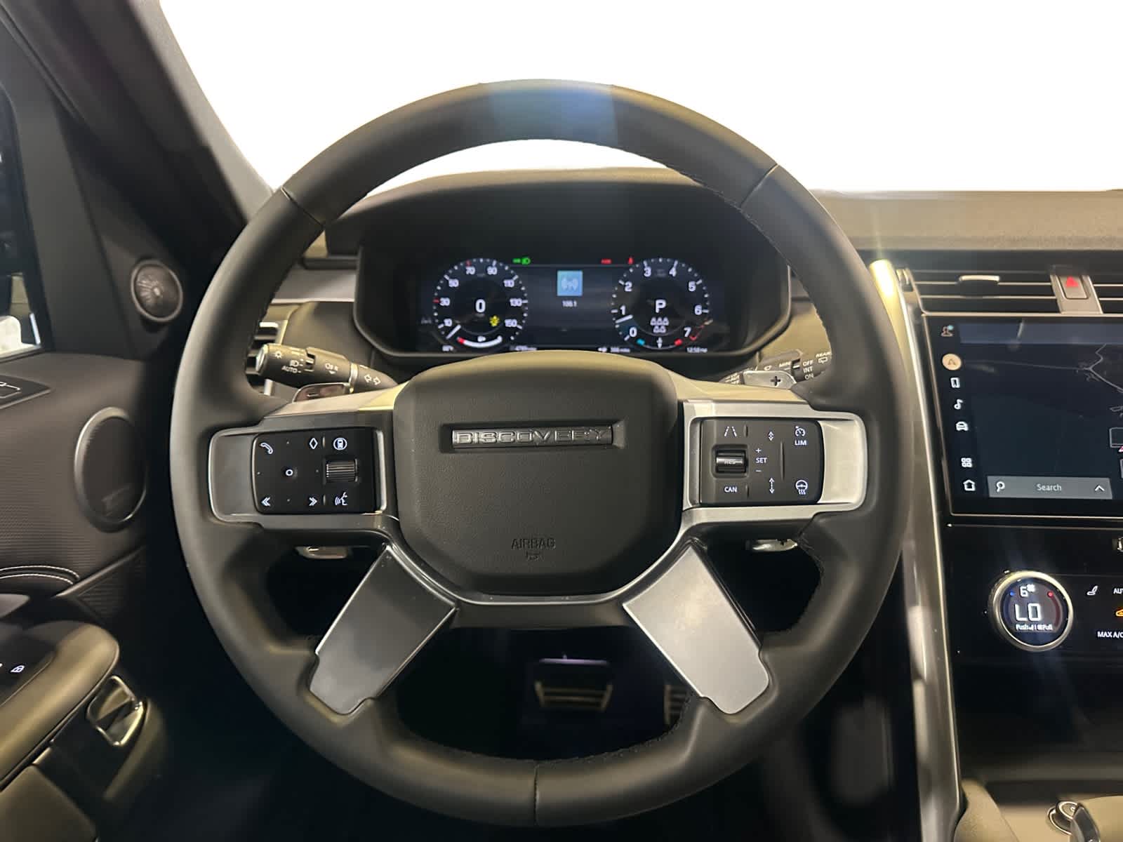 used 2024 Land Rover Discovery car, priced at $61,998