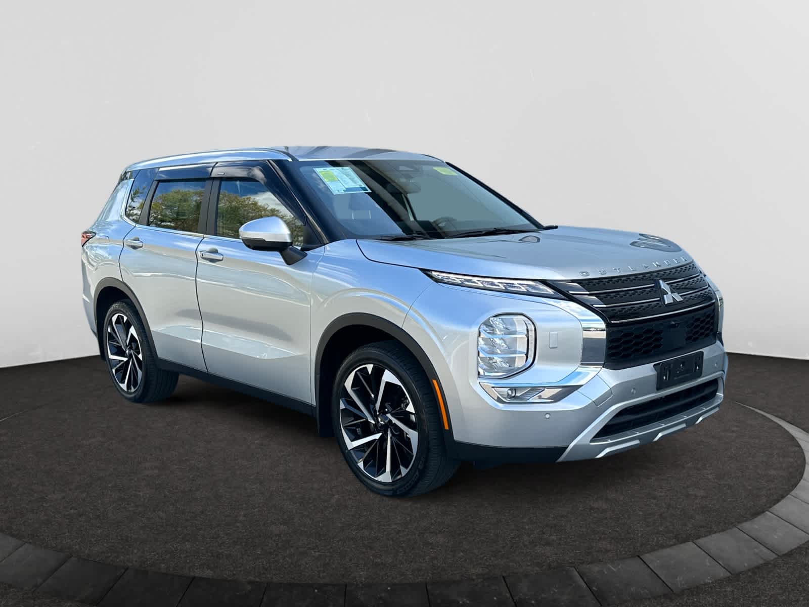 used 2022 Mitsubishi Outlander car, priced at $25,598