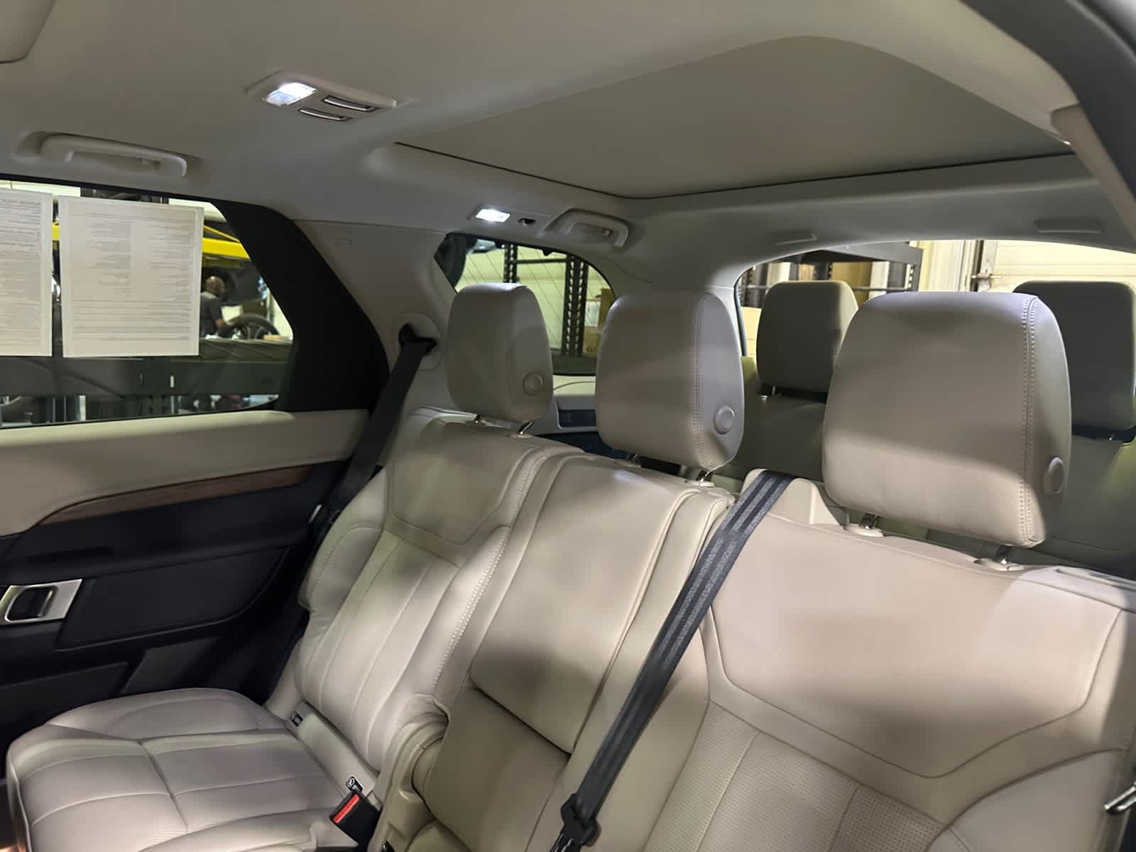 used 2018 Land Rover Discovery car, priced at $19,998