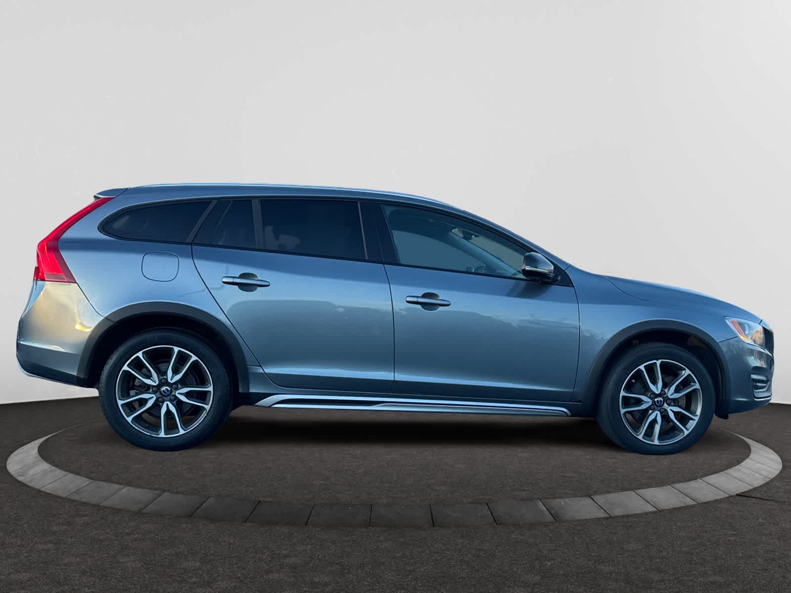 used 2017 Volvo V60 Cross Country car, priced at $15,998