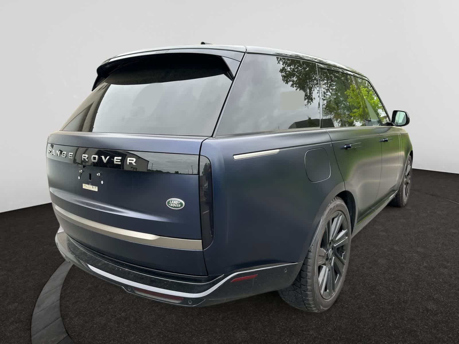 used 2023 Land Rover Range Rover car, priced at $96,798