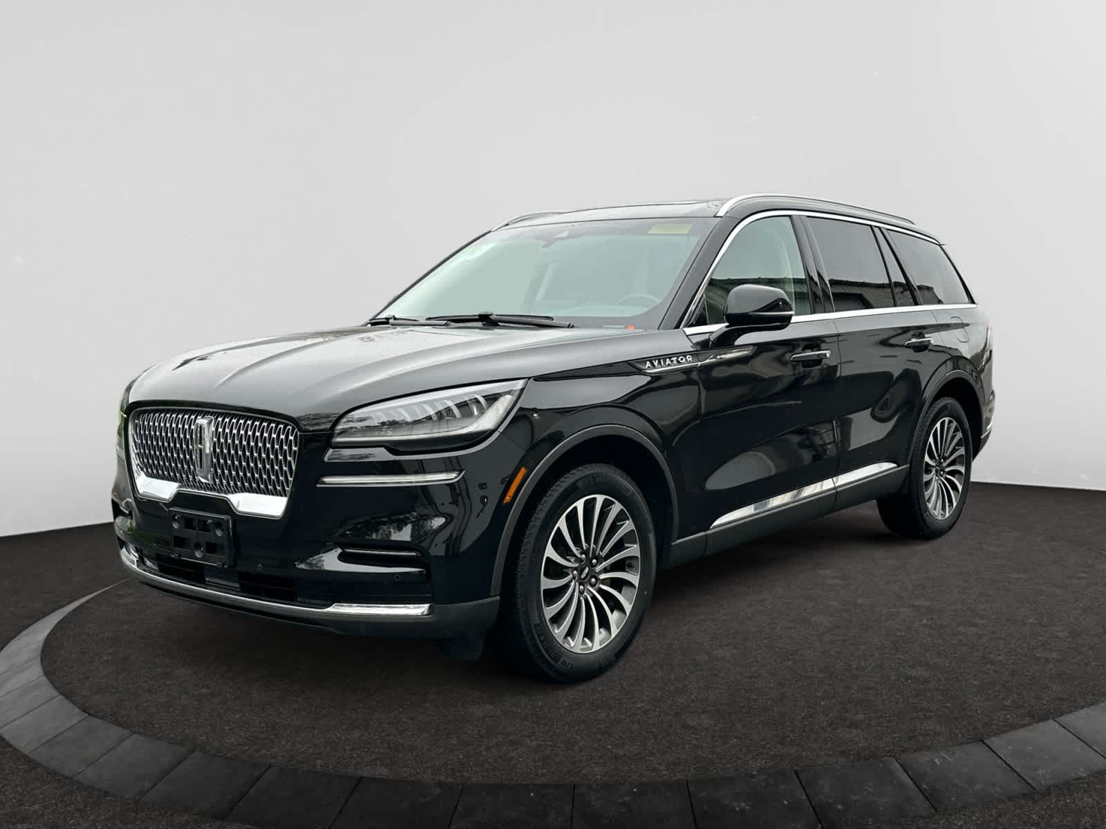 used 2023 Lincoln Aviator car, priced at $43,498