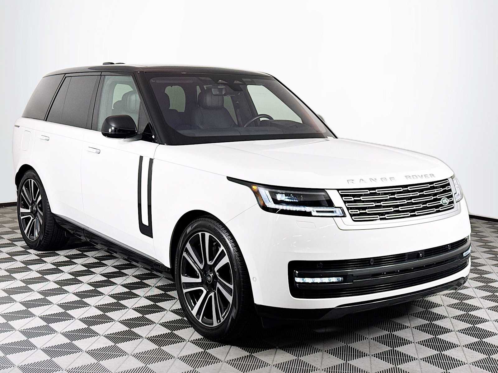 used 2023 Land Rover Range Rover car, priced at $115,998