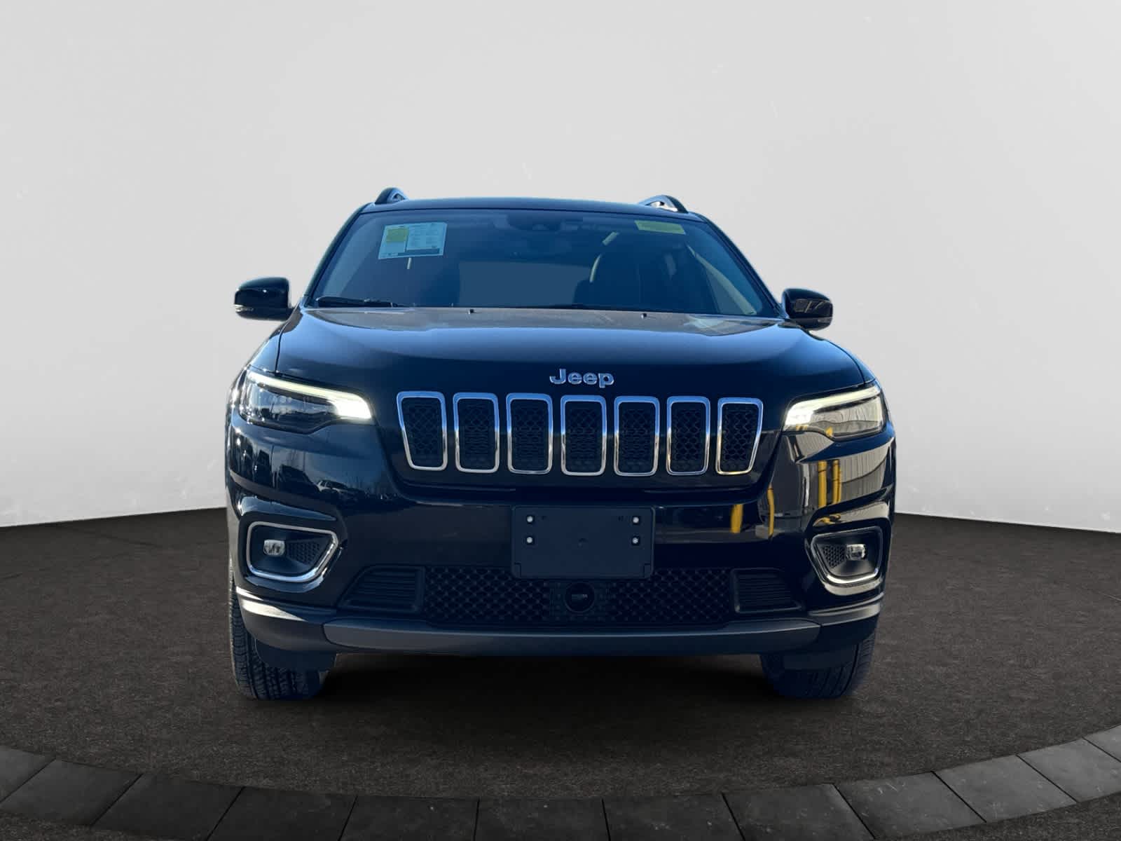 used 2022 Jeep Cherokee car, priced at $25,998